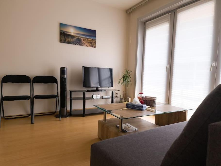 Cozy Studio With Pool Close To The Sea Ostende Exterior foto