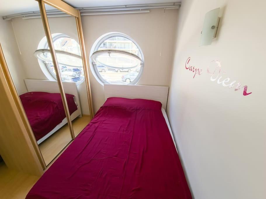 Cozy Studio With Pool Close To The Sea Ostende Exterior foto